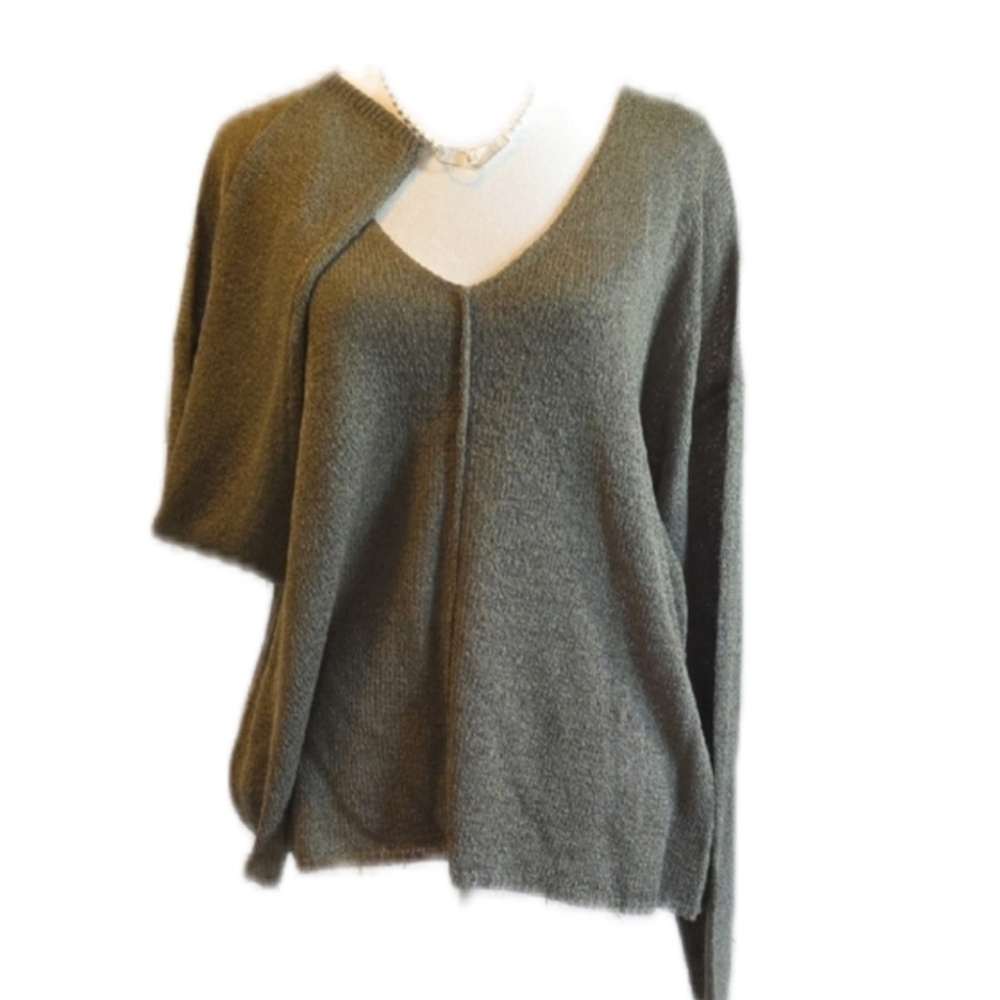 NWT Olive Green Women's Sweater - Picture 1 of 9